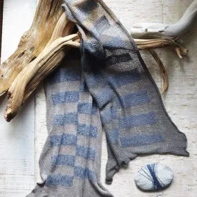 Modern Daily Knitting - Field Guide No. 6: Transparency