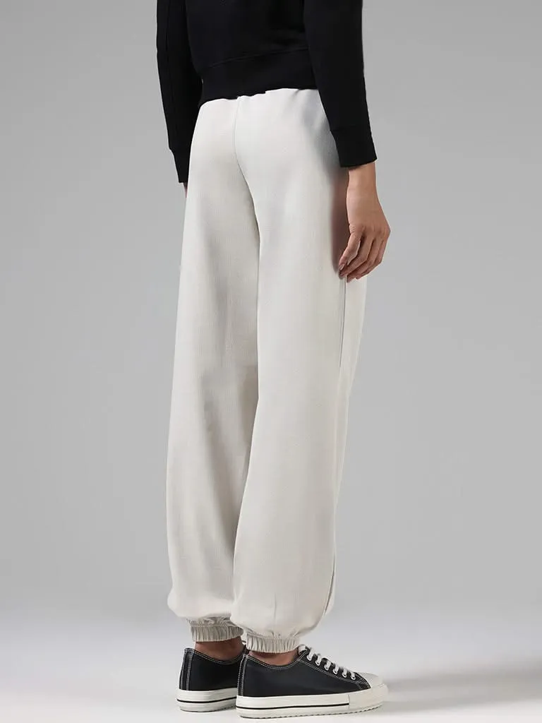 Studiofit Solid Grey Relaxed-Fit Mid-Rise Joggers