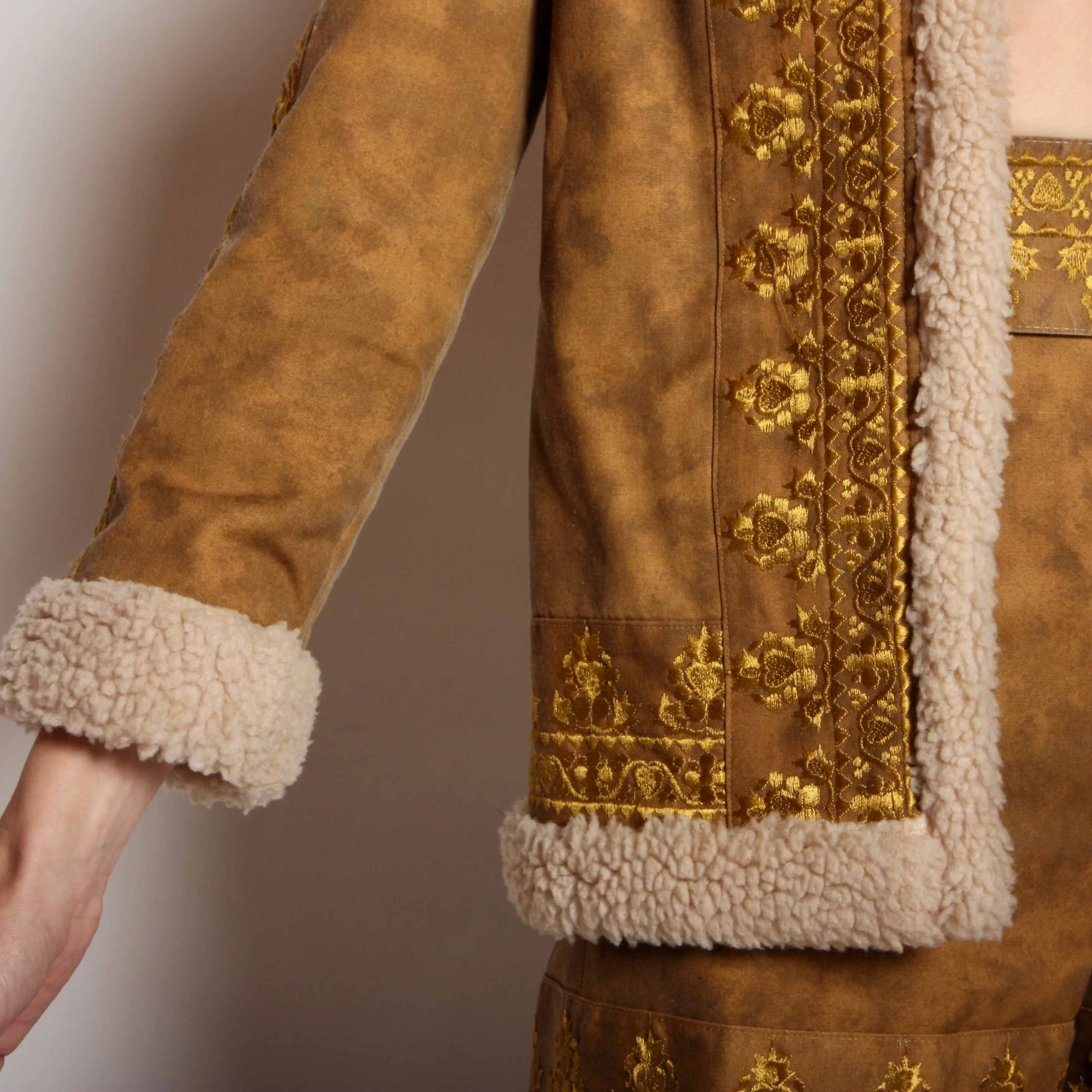 Vintage 60's Beverly Paige Folk Embroidered Jacket   Shorts Set